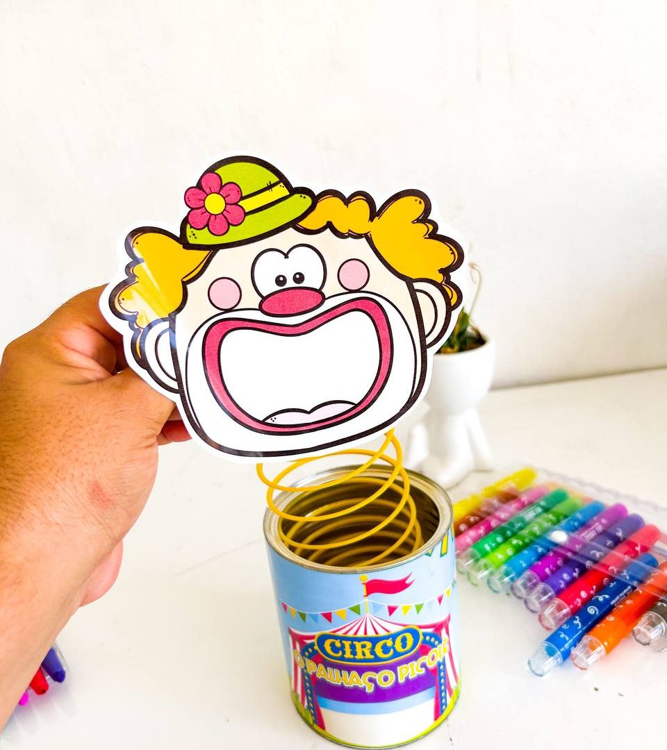 O palhaço picolé na lata