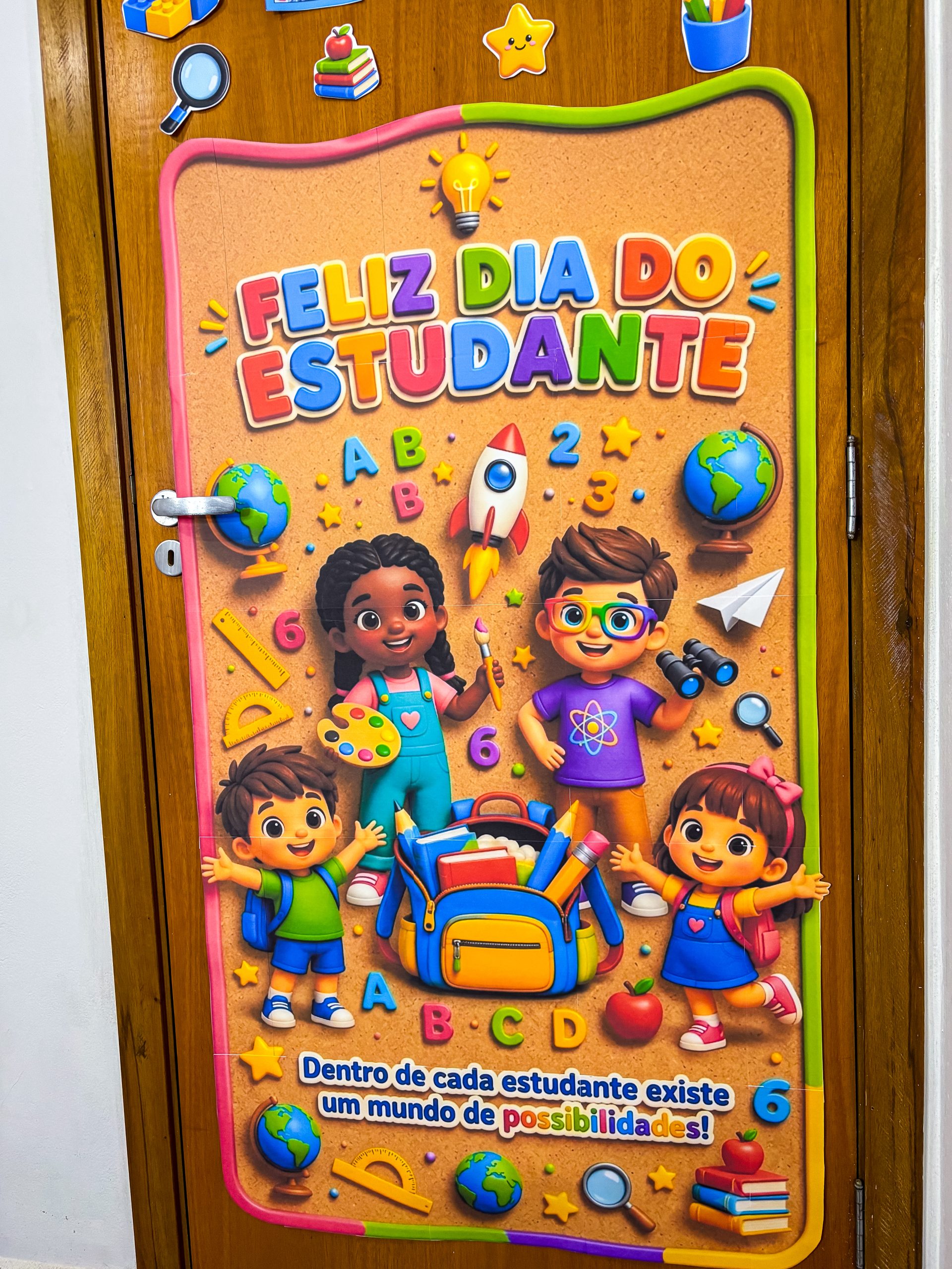Painel de porta dia do estudante - Imagem 5